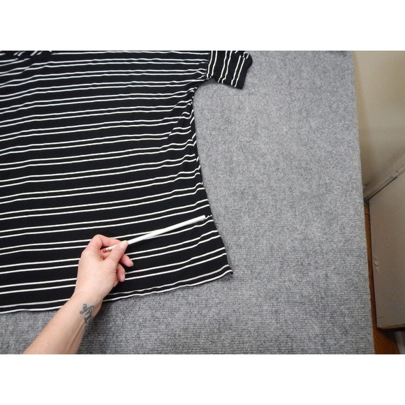 Cynthia Rowley Top Women Plus 2X Black White Striped Short Sleeve Soft 100%Rayon - Picture 4 of 9
